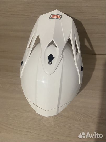 Кроссовый шлем