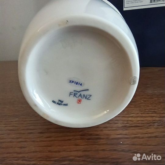 Ваза Franz лепка ручная работа белая фрезия