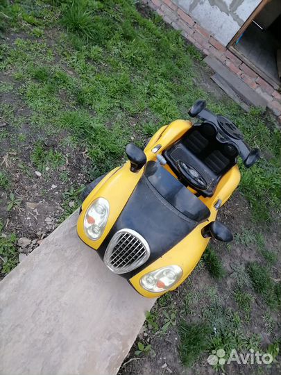 Детский электромобиль