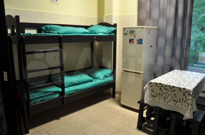 Комната 40 м², 2/2 эт.