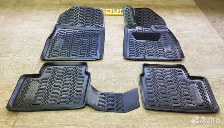 Коврики в салон Nissan March 4 K13 (2010-н.в.) Пр