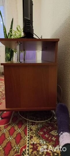 Тумба под телевизор