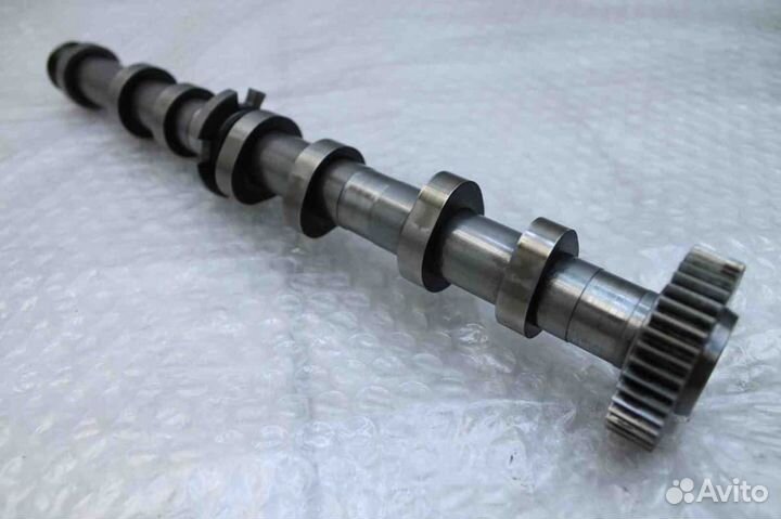 Распредвалы впуск / выпуск двигателя 3.0TDI crca