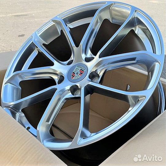 Диски на Porsche Cayenne 957/958 R20