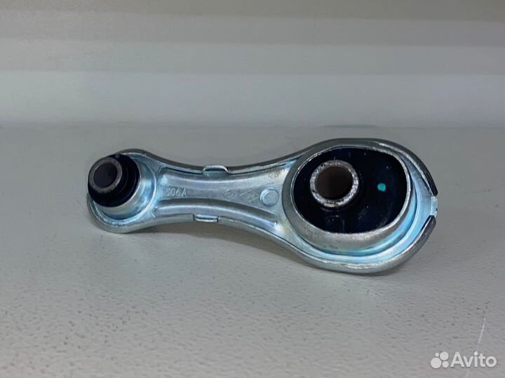 Опора двигателя задняя гитара Веста Xray Новая