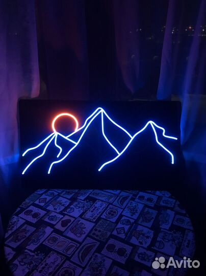 Неоновая вывеска готовая