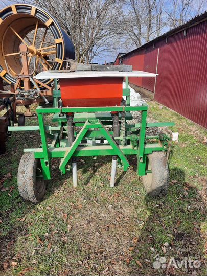 Картофелосажалка двухрядная