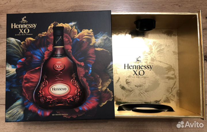 Коробка Hennessy