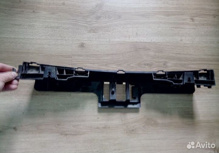 Кронштейн бампера заднего Мерседес C w205