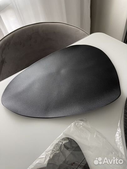 Кожанная подставка под тарелки