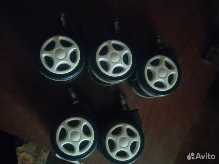 Колесики для мебели