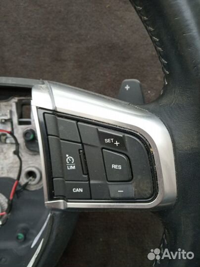 Руль с лепестками Discovery Sport L550 2014