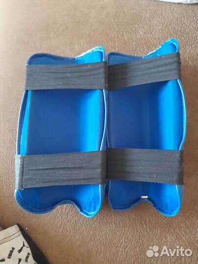 Перчатки,футы,щетки для голени