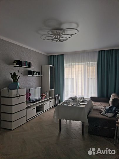 Стенка в гостиную