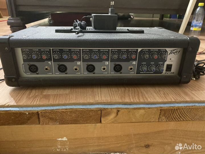 Активный микшерный пульт