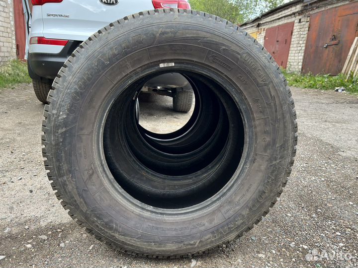 Goodyear Ultra Grip Ice Arctic 2 SUV 265/65 R17 116T