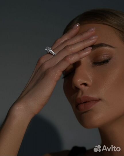 Золотое кольцо с бриллиантами 1.70 Ct GIA