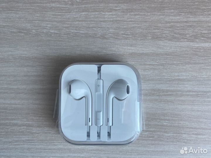 Наушники apple