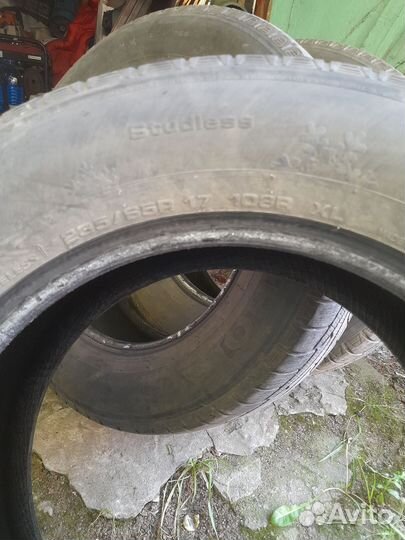 Kumho I'Zen KW31 235/65 R17