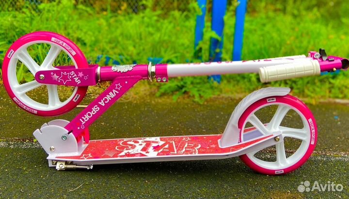 Самокат с большими колесами. Розовый