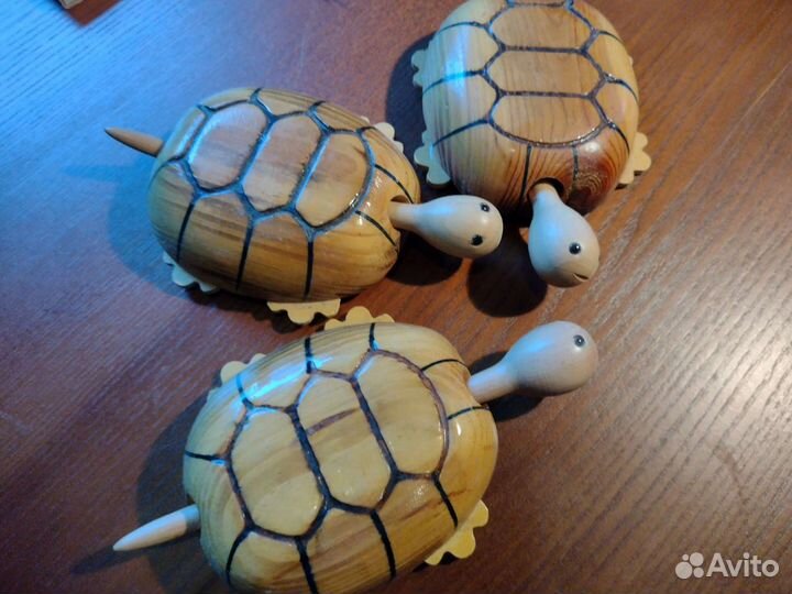 Черепаха деревянная игрушка каталка