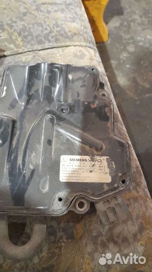 Блок управления двигателем Мерседес 211 3.5