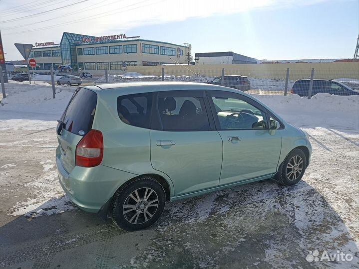 Honda Fit 1.3 CVT, 2003, 214 000 км