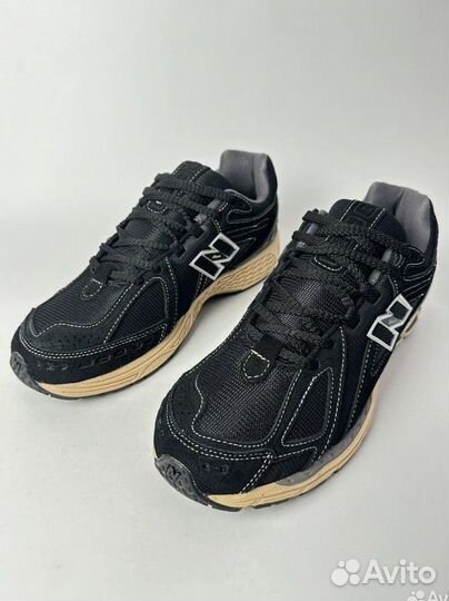 Кроссовки New Balance 1906R