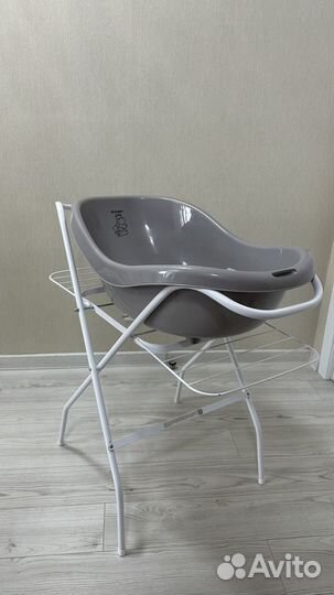 Ванночка для купания с подставкой