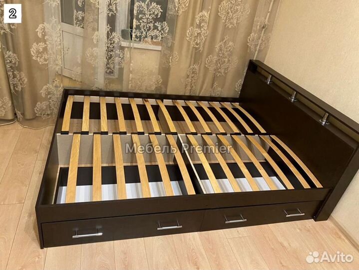 Кровать двухспальная Новая