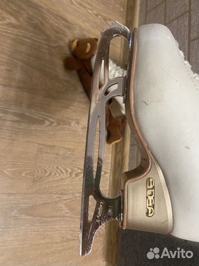 Фигуреые коньки Edea Overture р.210