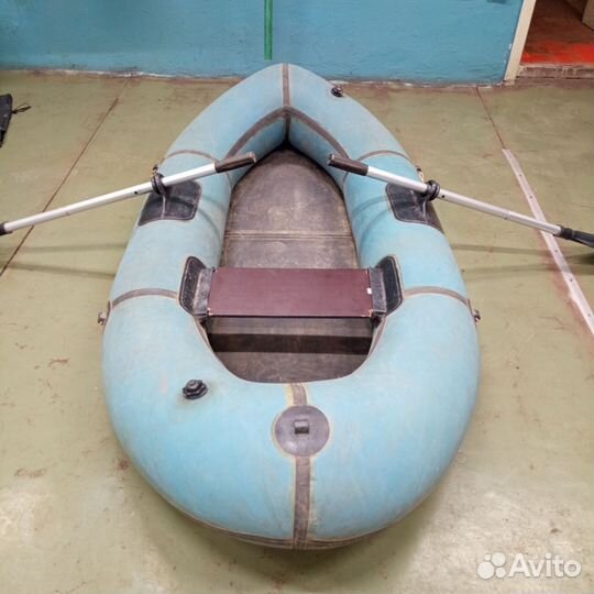 Лодка надувная двухместная