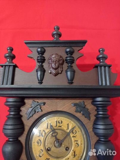 Часы настенные 