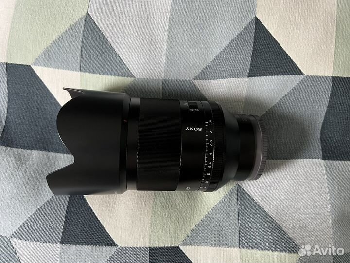 Объектив Sony Carl Zeiss Planar T* FE 50mm f/1.4