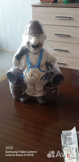 Подарочный набор, строитель, кувшин и 6 кружек