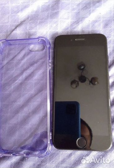 Телефон iPhone