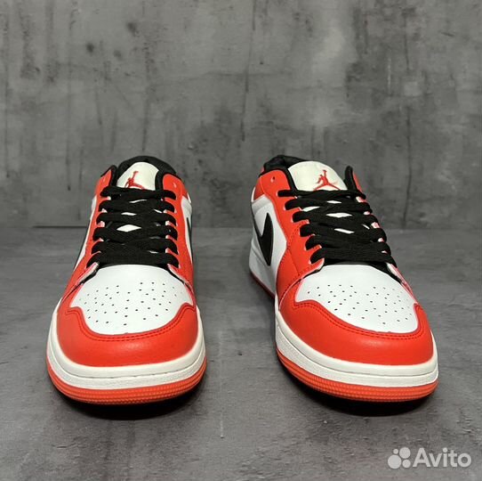 Кроссовки Nike air jordan 1