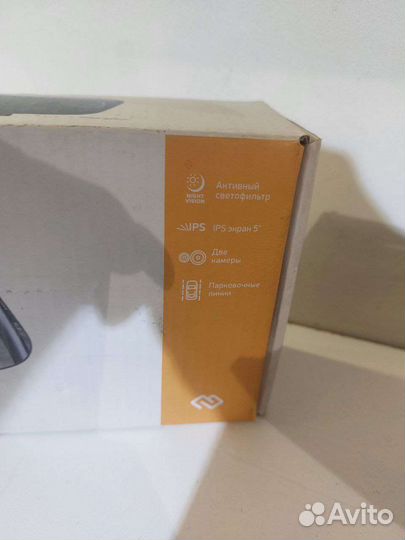 Видеорегистратор Digma FreeDrive 404