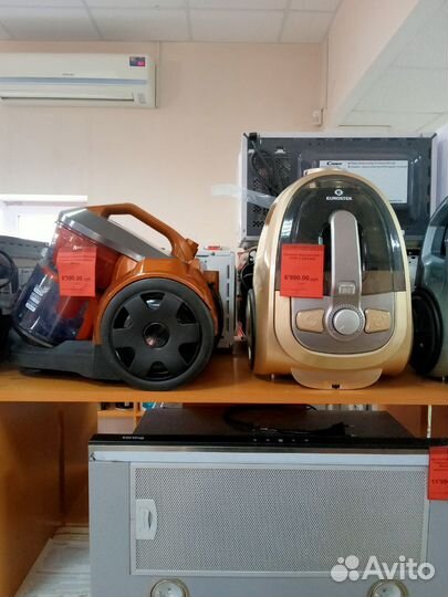 Пылесос Eurostek EVC-3011 новый