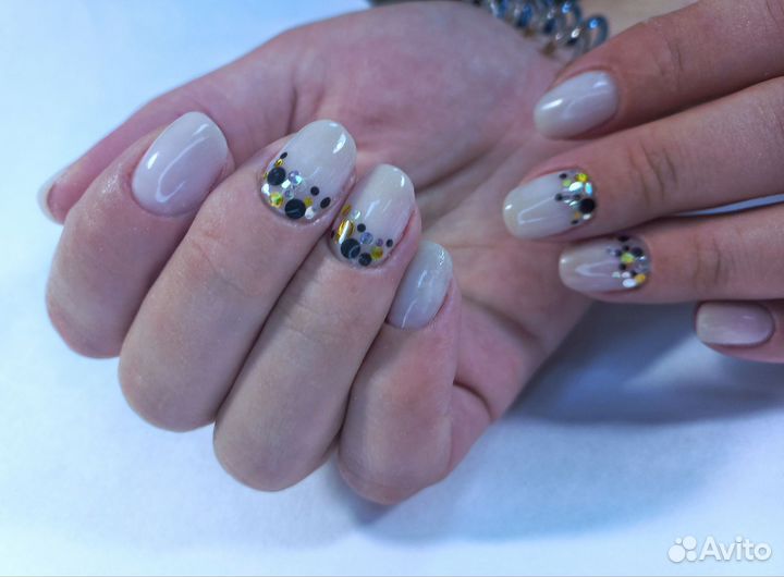 Мастер маникюра и педикюра