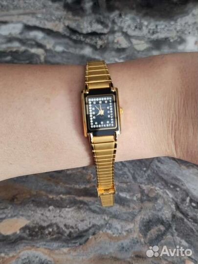 Часы женские romanson