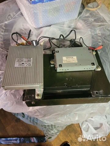 Блок навигации, телевизор, усилитель lx470. Штатны