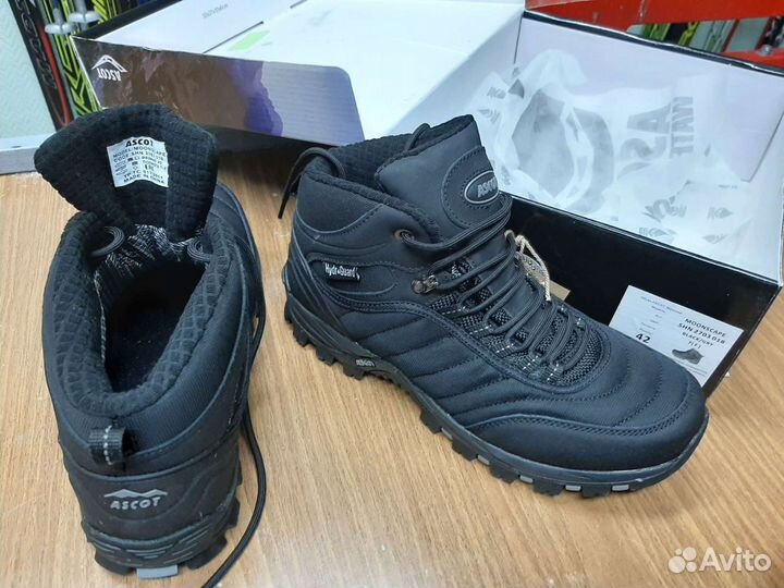 Ботинки зимние 42