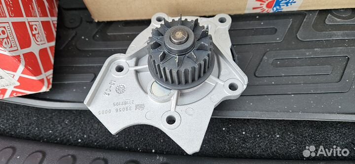 Помпа, водяной насос для VW tiguan Febi