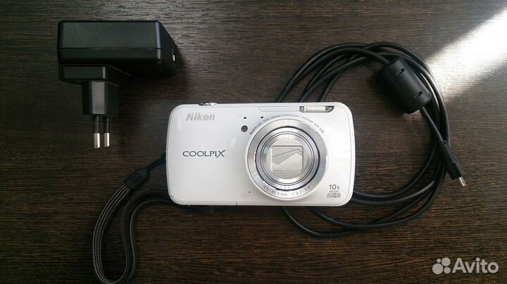 Продам фотоаппарат Nikon Coolpix S800c