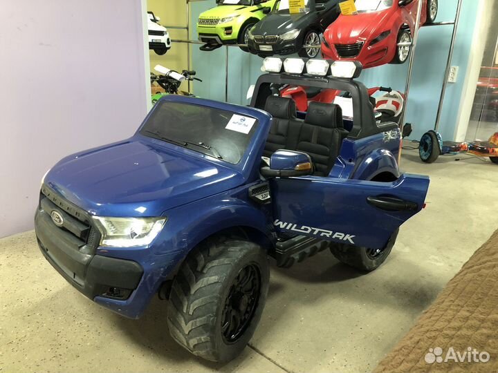 Детский электромобиль