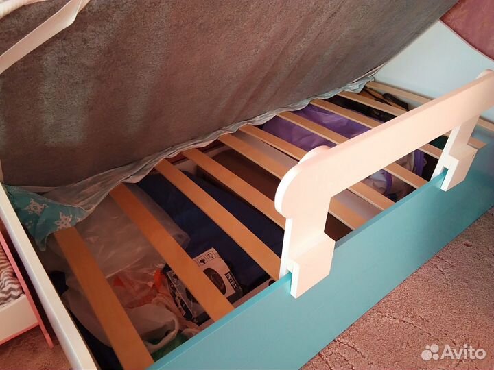 Детская кровать с матрасом