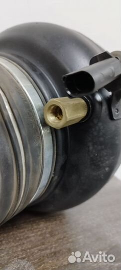 Передняя пневмостойка Porsche Macan 95B