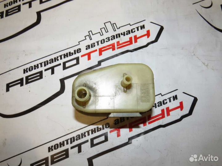 Бачок гур toyota celsior UCF20 UCF21 1UZ-FE