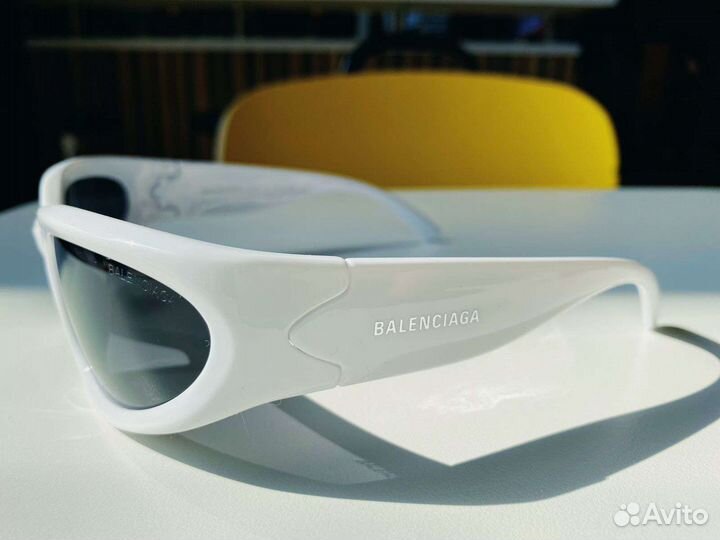 Очки новые balenciaga